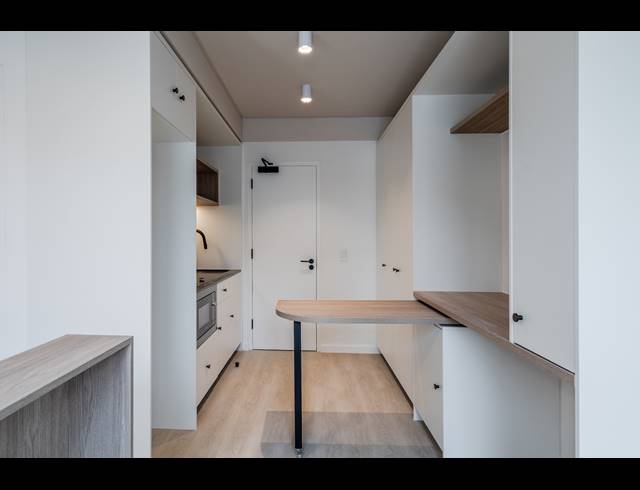 0.5 BEDROOM APARTMENT FOR SALE IN CAPE TOWN CITY CENTRE